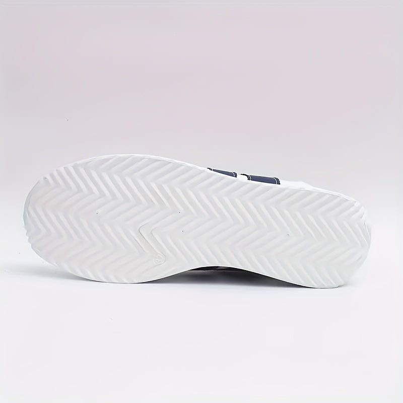 Paced Lightweight supportive sneakers for men | Farin
