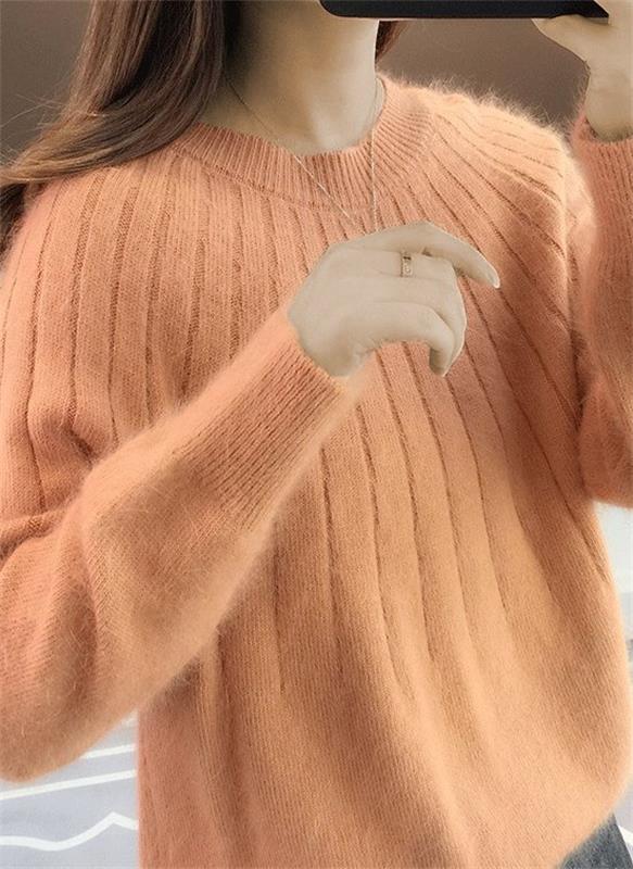 Shaggy Elegant long-sleeve jumper with refined silhouette for women | Giada