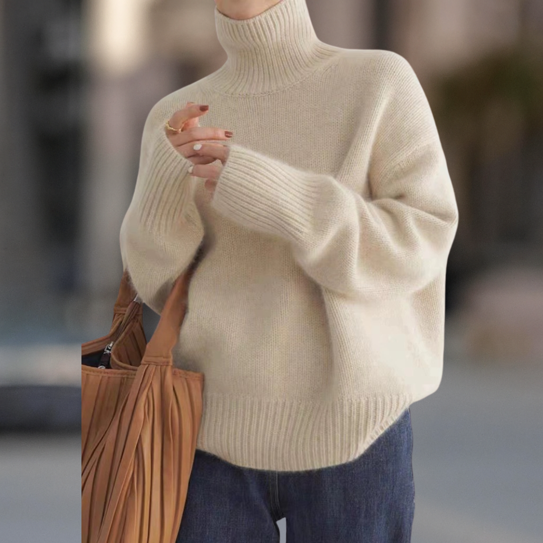 Cosy turtleneck cashmere-blend jumper for women | Vail -8