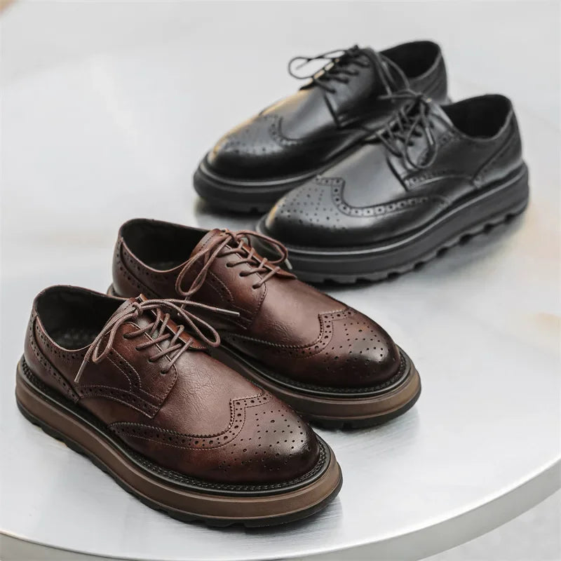 Molded Heritage brogues with classic detailing for men | West