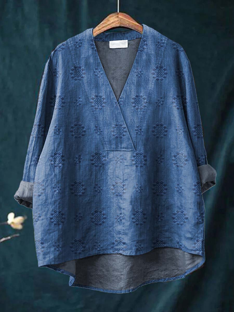 Boxy Embroidered blouse with V-neck silhouette for women | Cara