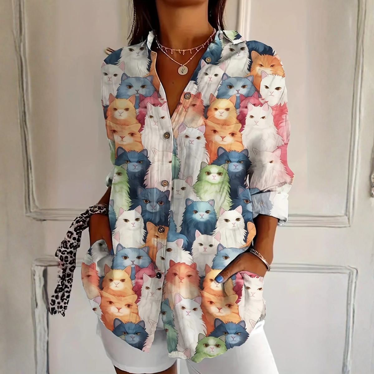 Fitted Cat print blouse with relaxed silhouette for women | Cateline