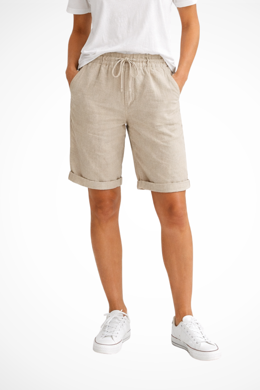 Relaxed linen capri trousers for everyday wear for women | Aveline -1