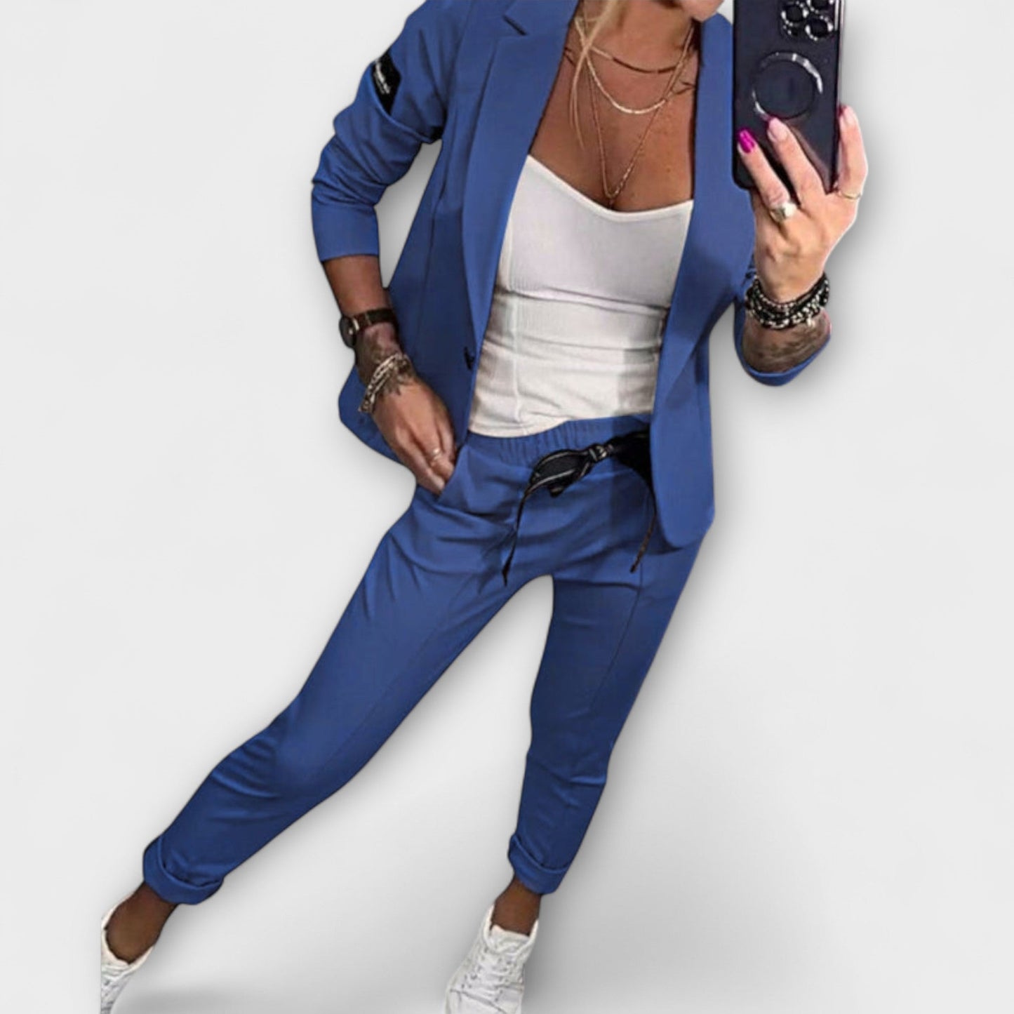 Coordinated jacket and pants suit set for women | Malou -4