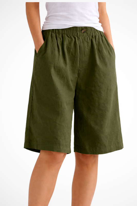 Relaxed summer shorts with elastic waist for women -1