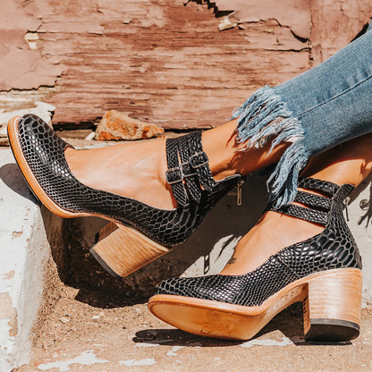 Elegant vintage ankle strap heeled sandals for women | Verona -6