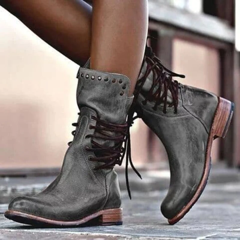 Conquest Classic comfort boots with sleek silhouette for women | Grace