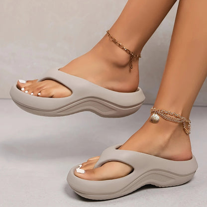 Lightweight relaxed everyday slide sandals for women | Ruelle -12