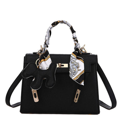 Chic classic structured shoulder bag for women | Reflet du Temps -1