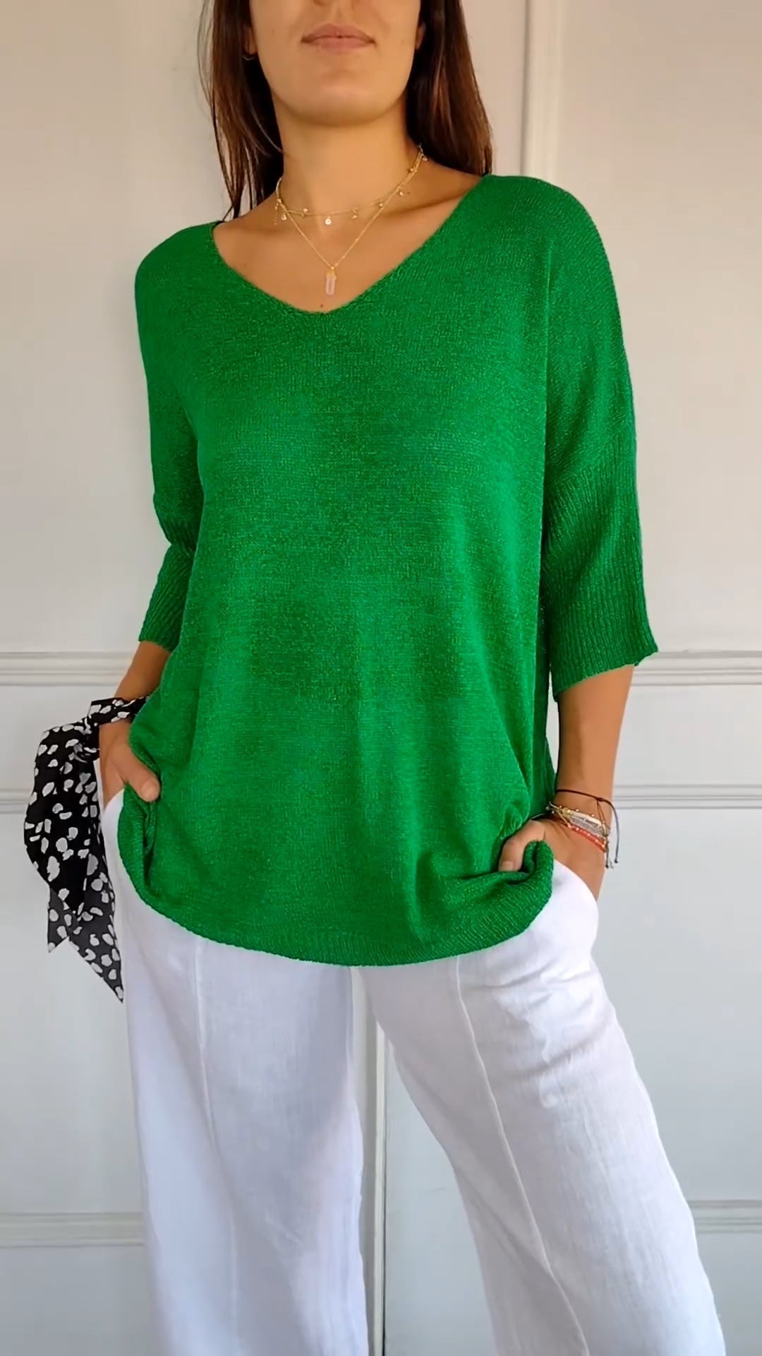 Classic plain knitted V-neck sweater for women | Rosal -5