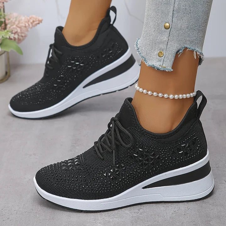 Velocity Supportive everyday sneakers for women | Brielle