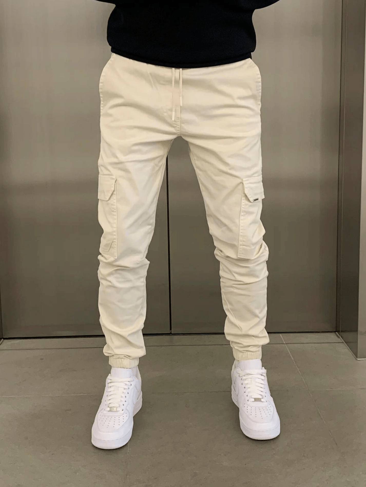 Relaxed cargo jogger trousers for men | Thomas -4