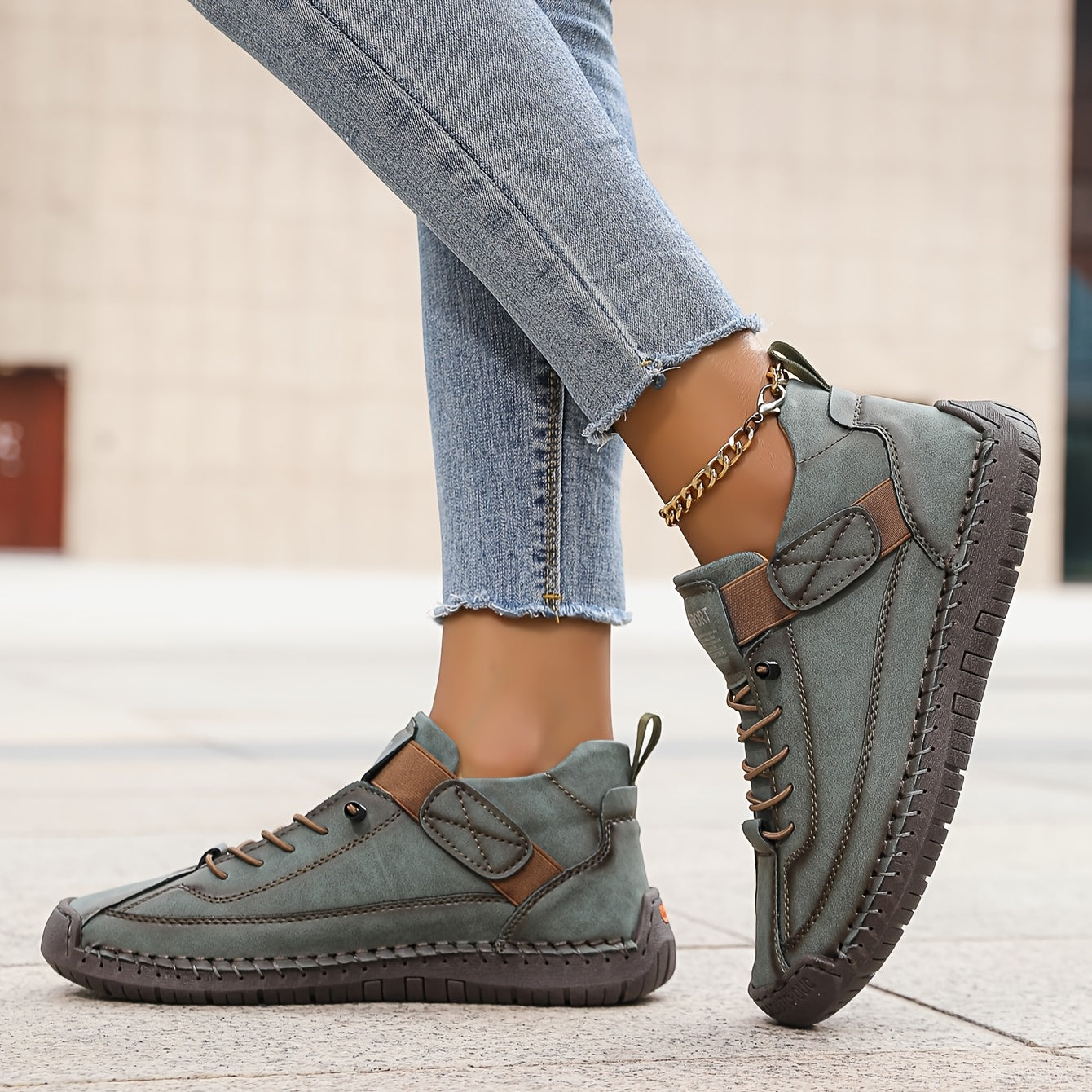 Lightweight orthopedic comfort trainers for women -1