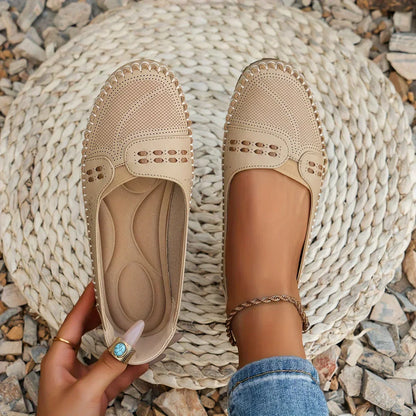 Arch Supportive everyday shoes for women | Daria