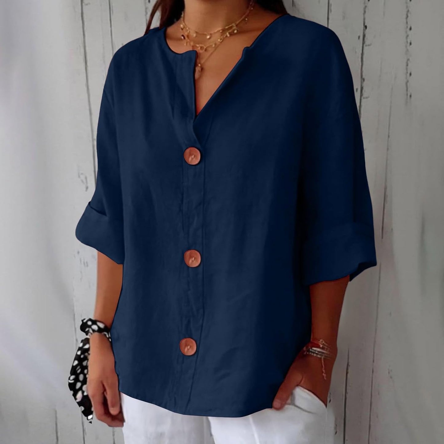 Flowy Classic everyday blouse with relaxed fit for women | Elara