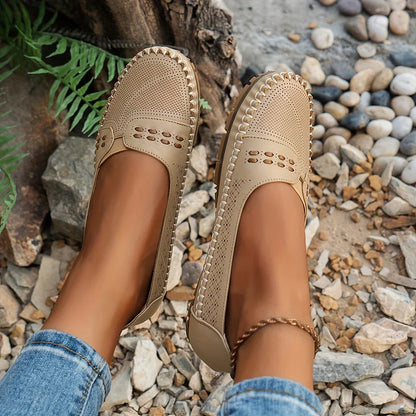 Arch Supportive everyday shoes for women | Daria