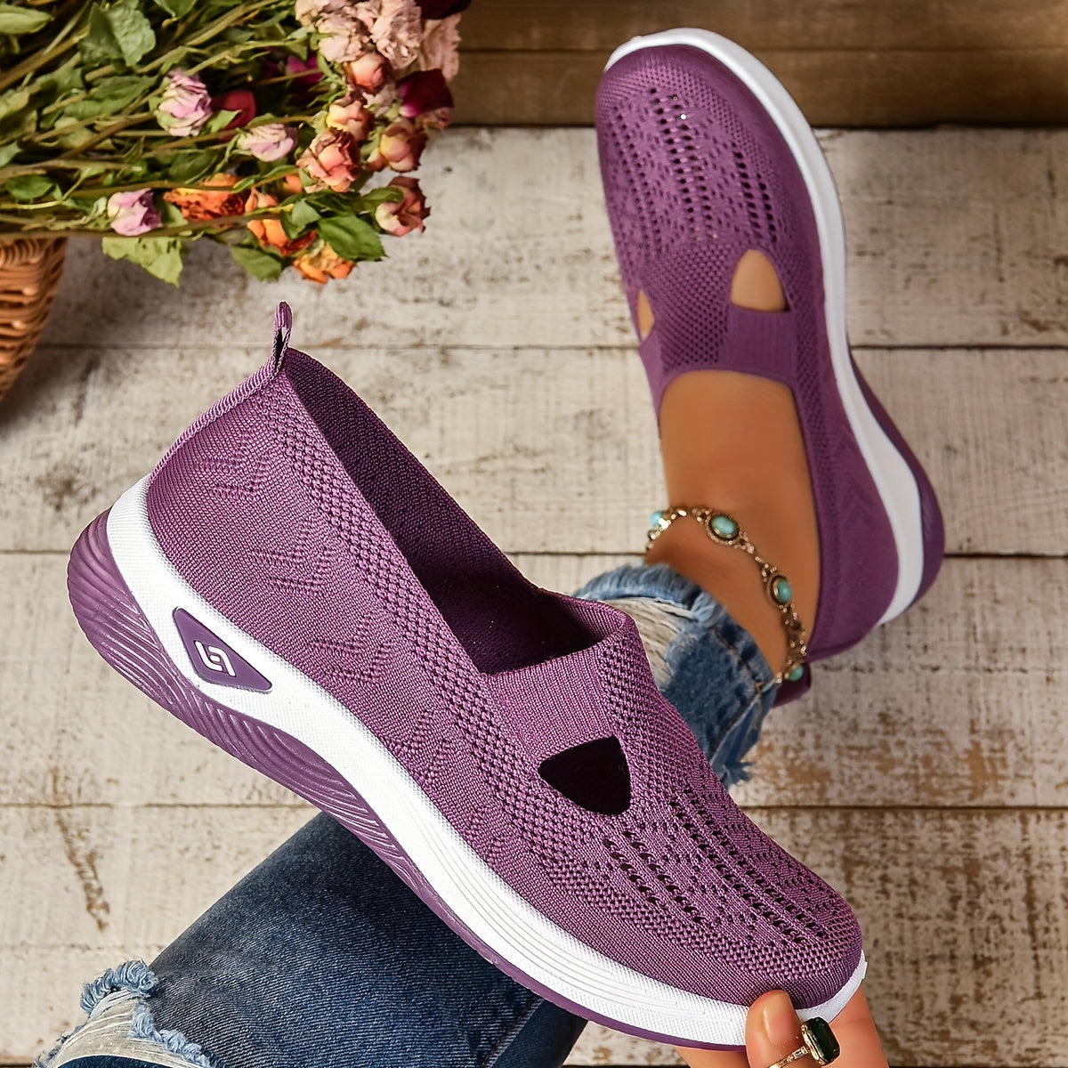 Paving Comfortable slip-on shoes for women | Carys