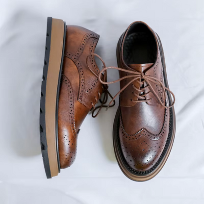 Molded Heritage brogues with classic detailing for men | West
