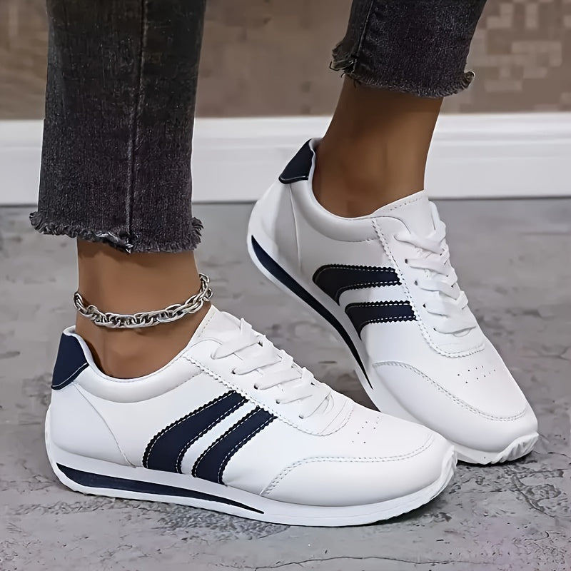Paced Lightweight supportive sneakers for men | Farin