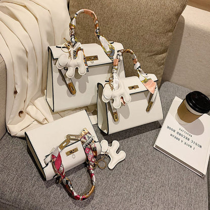 Chic classic structured shoulder bag for women | Reflet du Temps -4