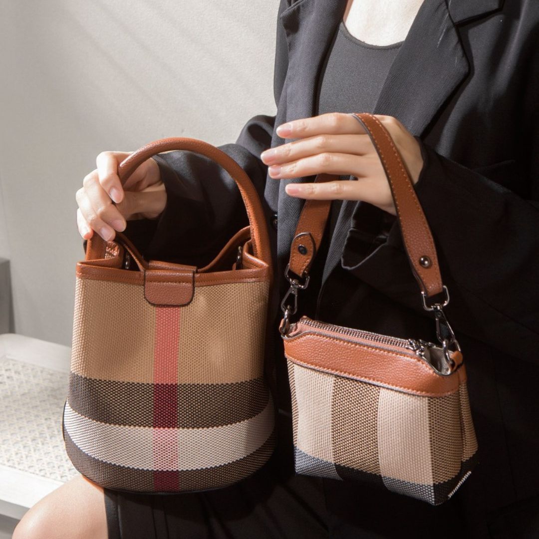 Elegant structured rose-inspired shoulder bag for women | Chant de Rose -8