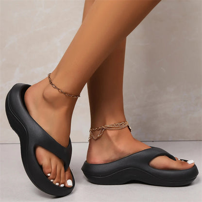 Lightweight relaxed everyday slide sandals for women | Ruelle -9
