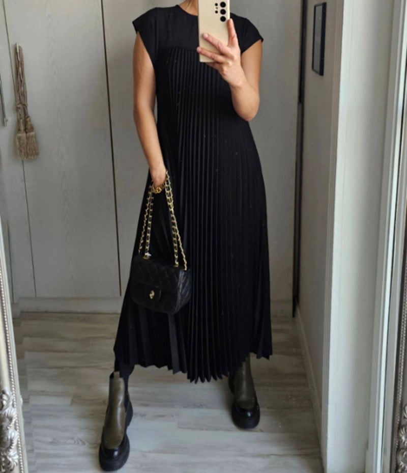 Casual everyday relaxed comfort dress for women | Freya -11