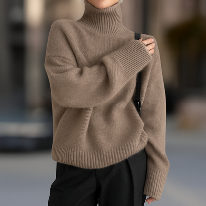 Cosy turtleneck cashmere-blend jumper for women | Vail -7