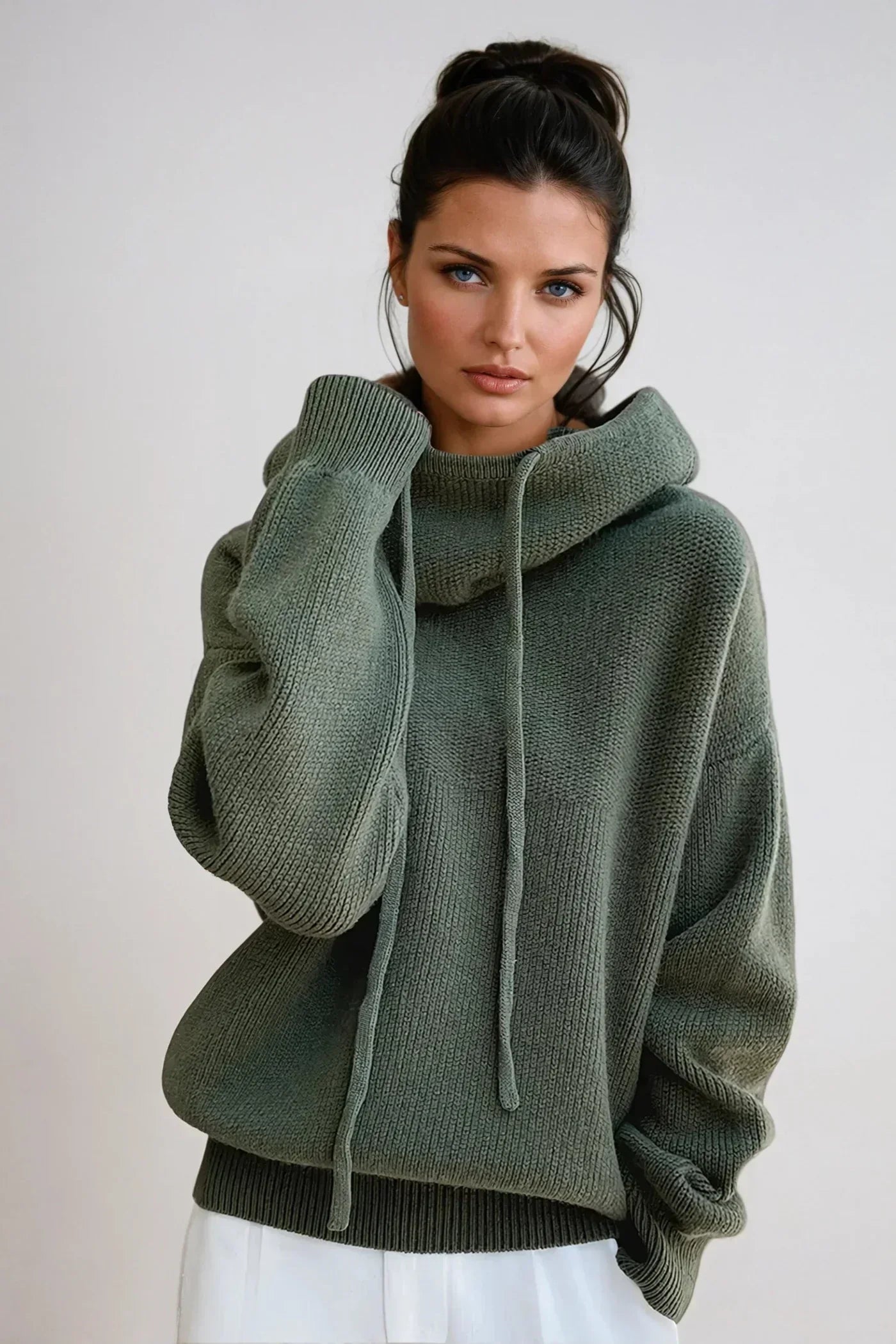 Elegant classic turtleneck jumper for women | Marielle -1