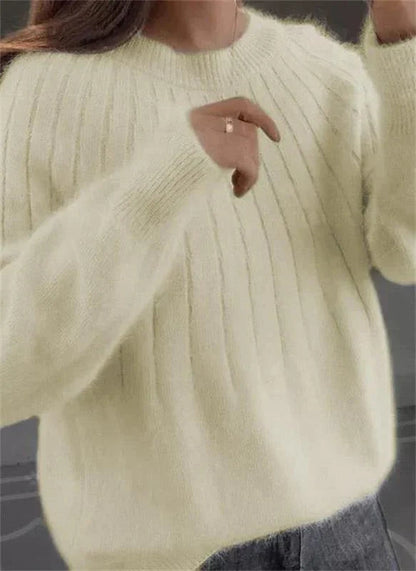 Shaggy Elegant long-sleeve jumper with refined silhouette for women | Giada