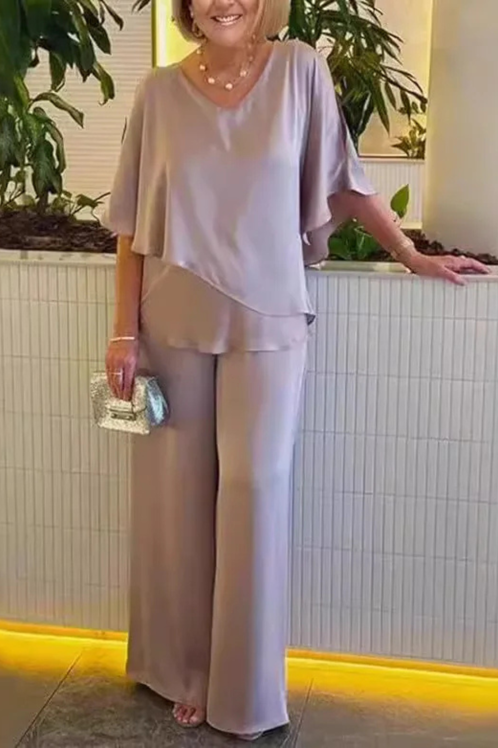 V-neck batwing top wide-leg trousers set for women | Serena -8
