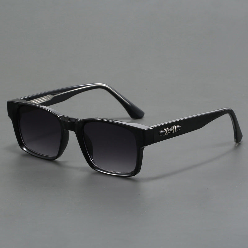 Lightweight polarised UV400 sunglasses for men | Veyron -2