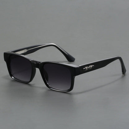 Lightweight polarised UV400 sunglasses for men | Veyron -2