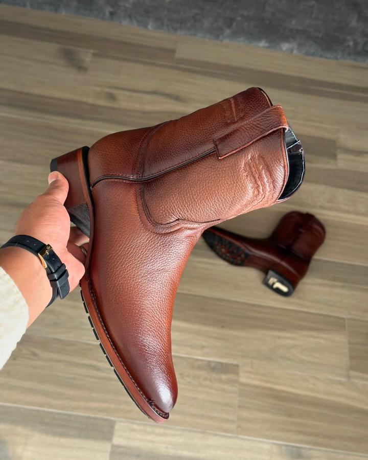 Supportive orthopaedic ankle boots for men | Quind -2