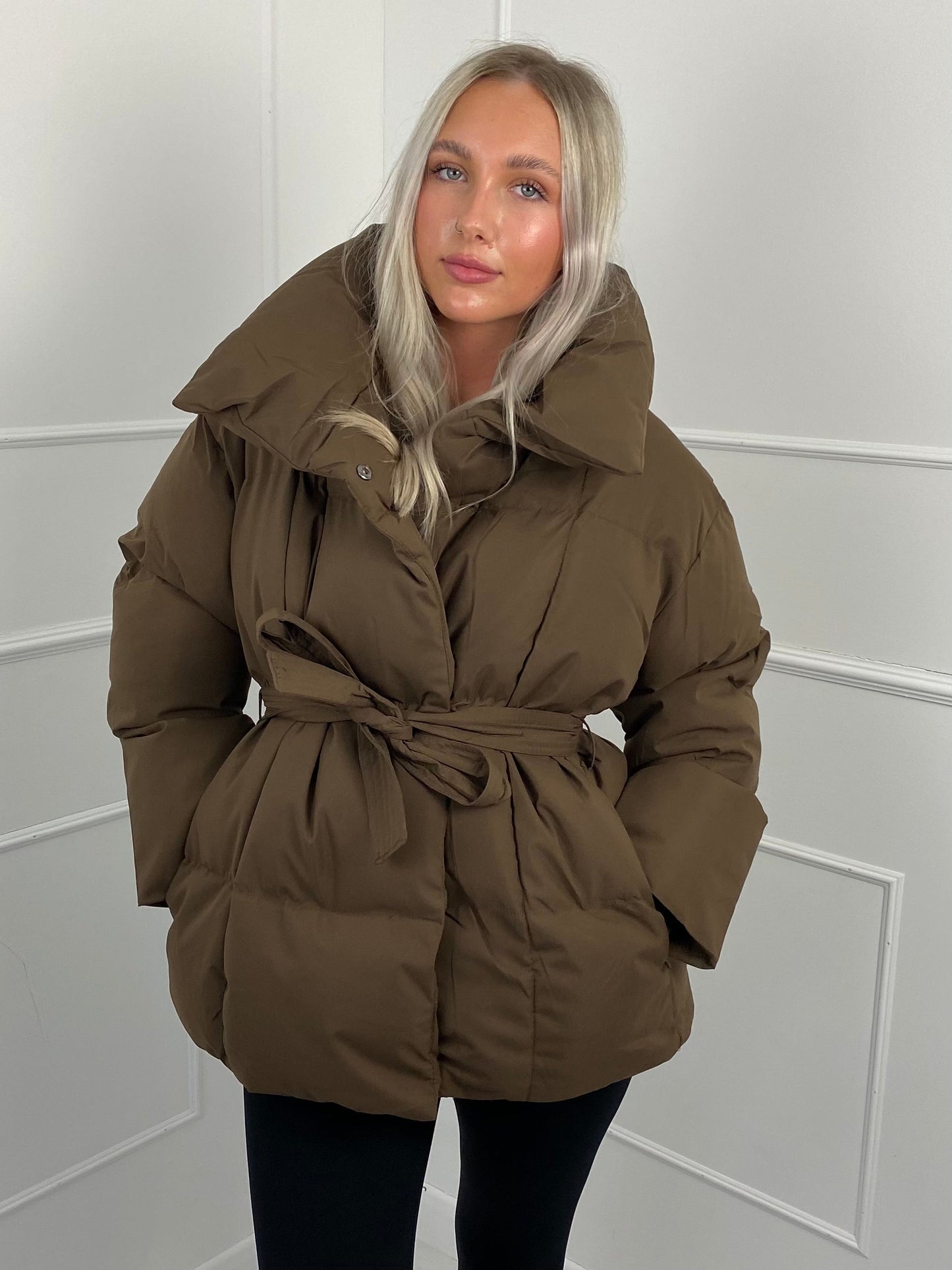 Short belted puffer jacket for women | Karly -4