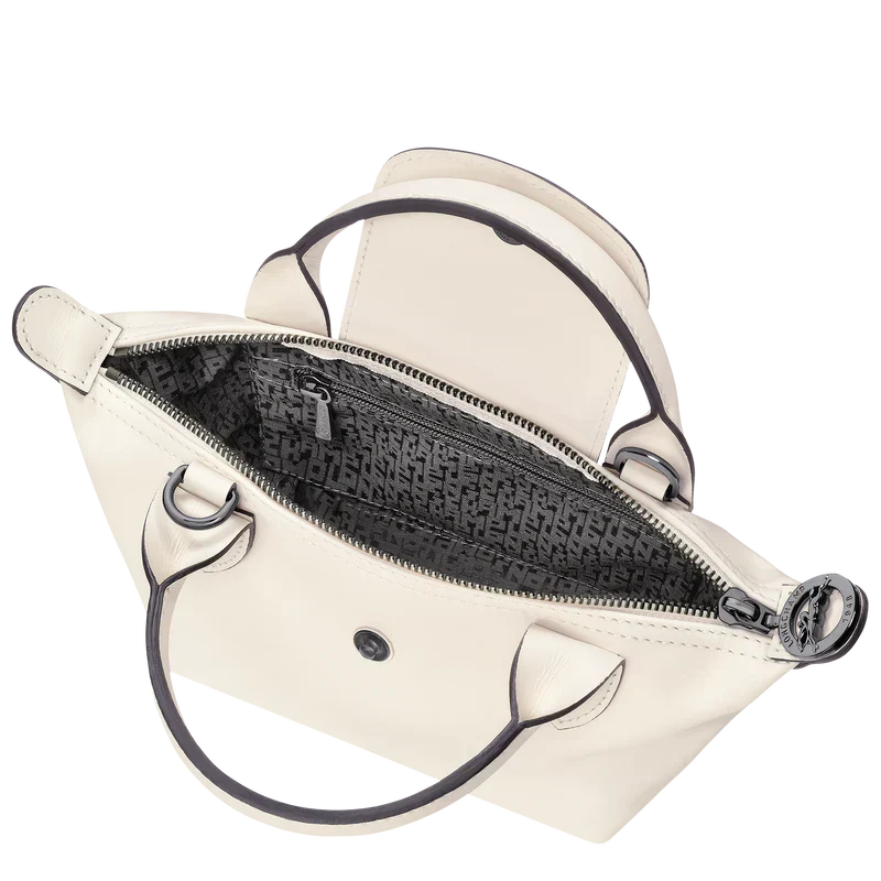 Caching Le Pliage Xtra XS leather bag for women | Longchamp