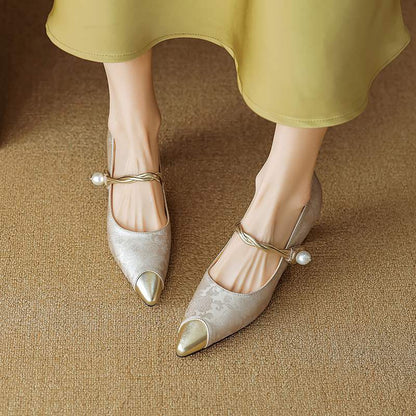 Classic elegant kitten heels for women | Savana -5