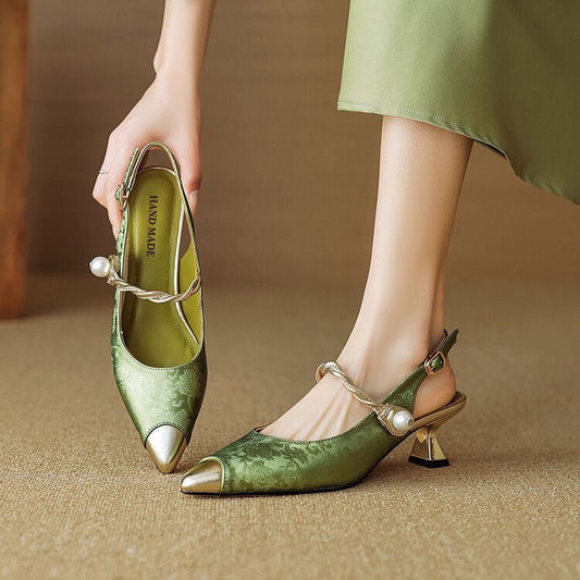 Classic elegant kitten heels for women | Savana -1