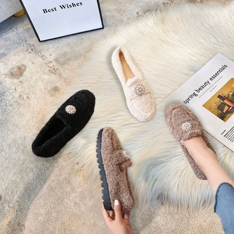 Cosy pearl-trim cushioned slip-on loafers for women -1