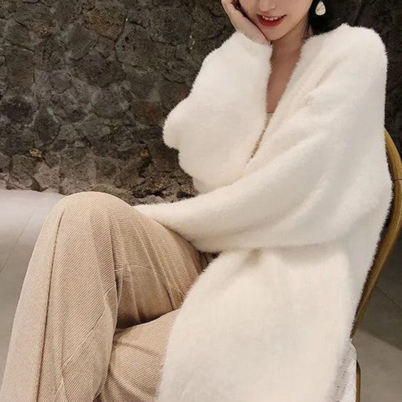 Classic elegant longline cashmere coat for women | Meridian -2
