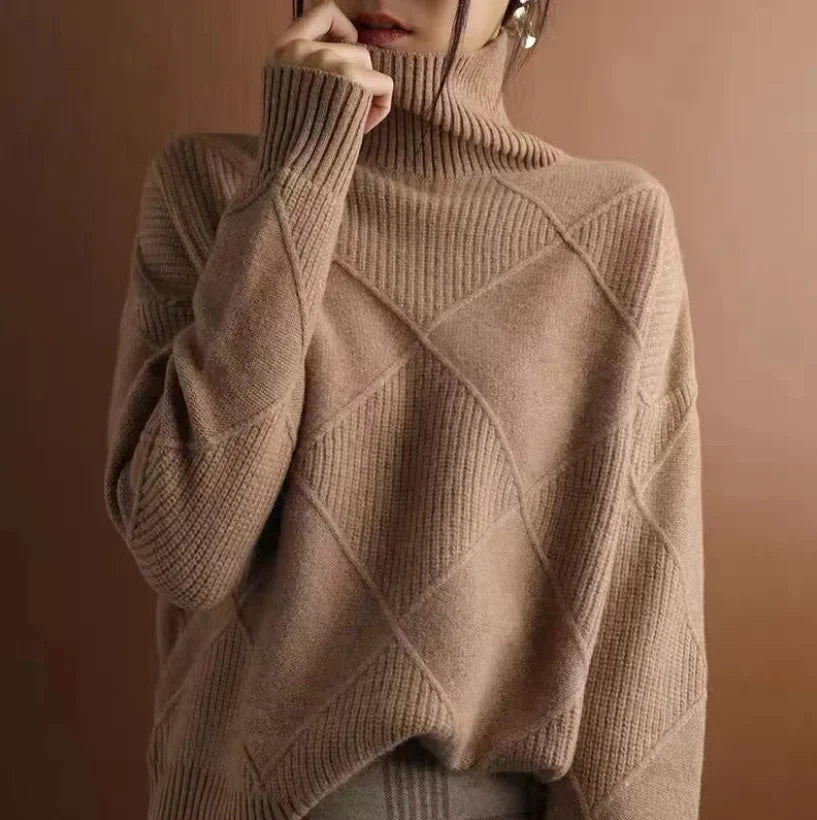 Classic diamond knit high-neck sweater for women | Allegra -5
