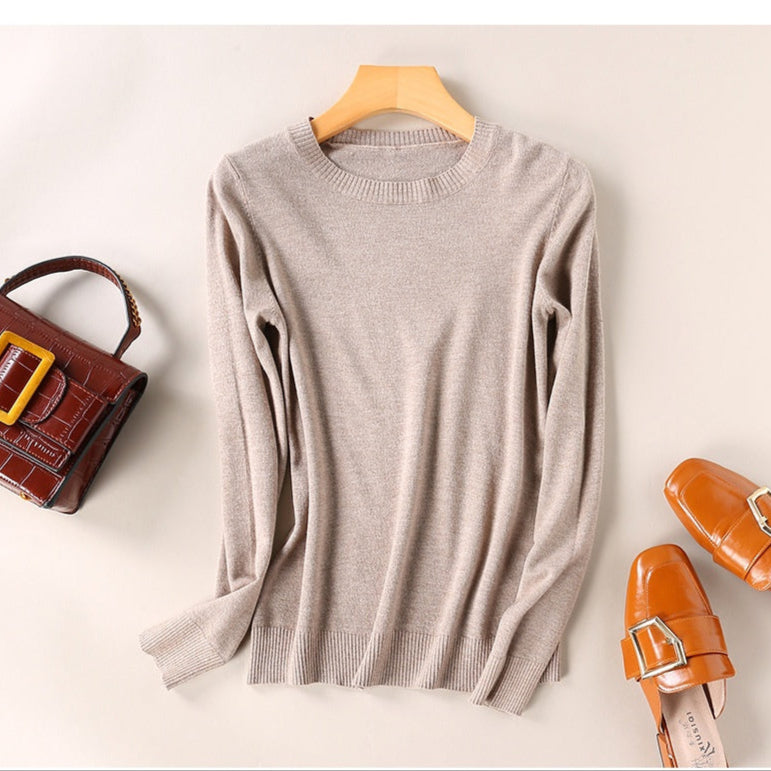 Classic soft cashmere round-neck jumper for women -17