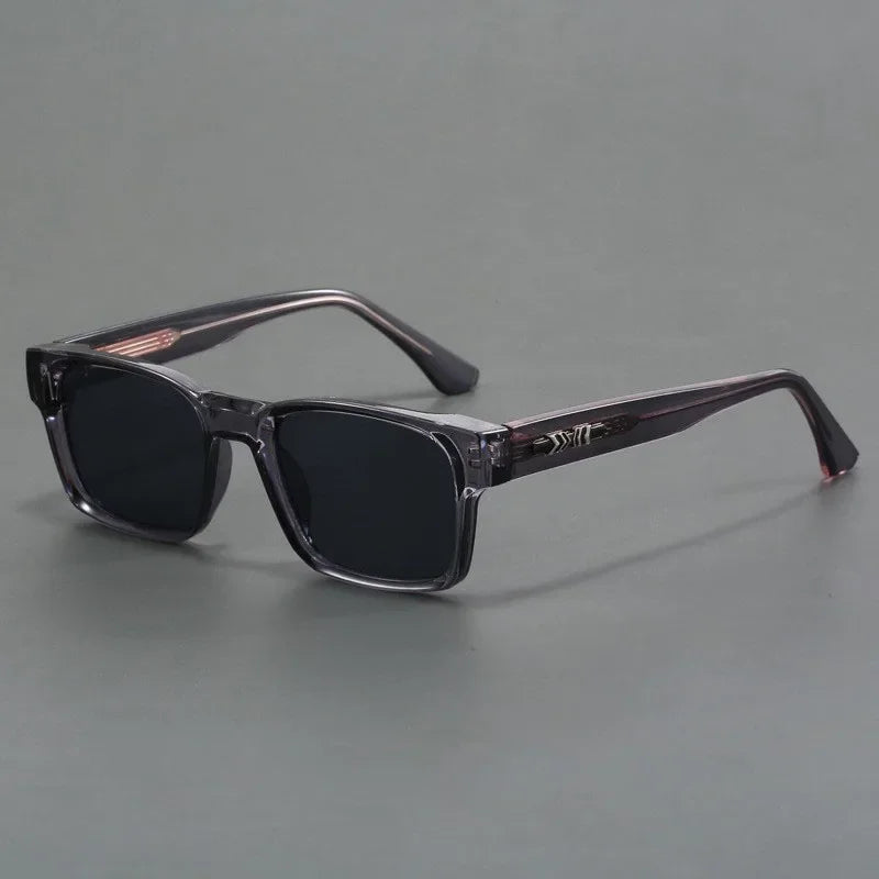 Lightweight polarised UV400 sunglasses for men | Veyron -4
