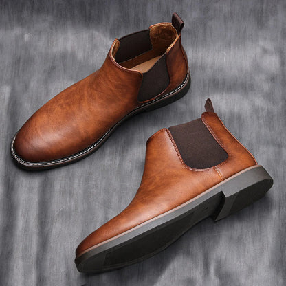 Ranger Timeless Chelsea boots with classic silhouette for men | Emerson