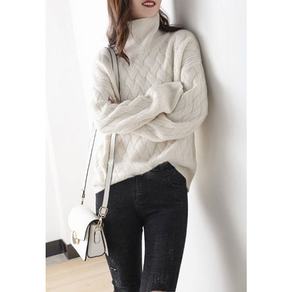 Cosy classic cashmere turtleneck sweater for women | Joslyn -6