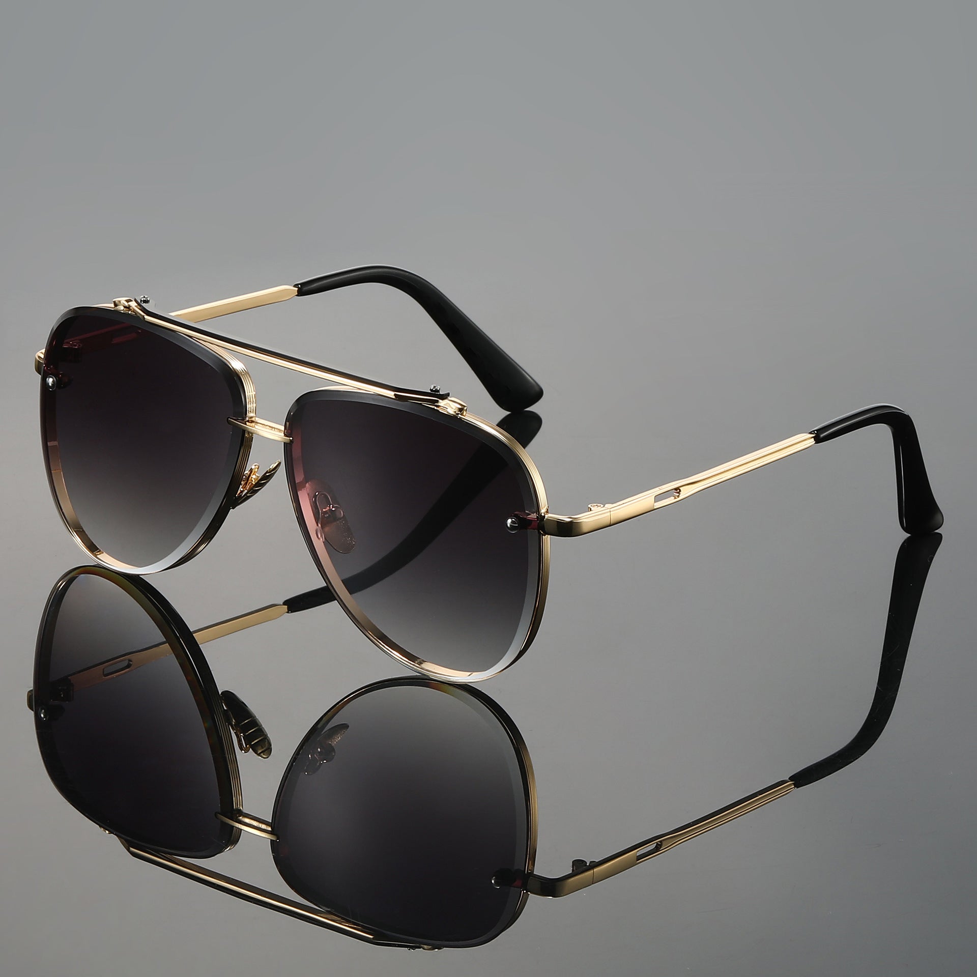 Bold dual-tone aviator sunglasses for men | Evander -2