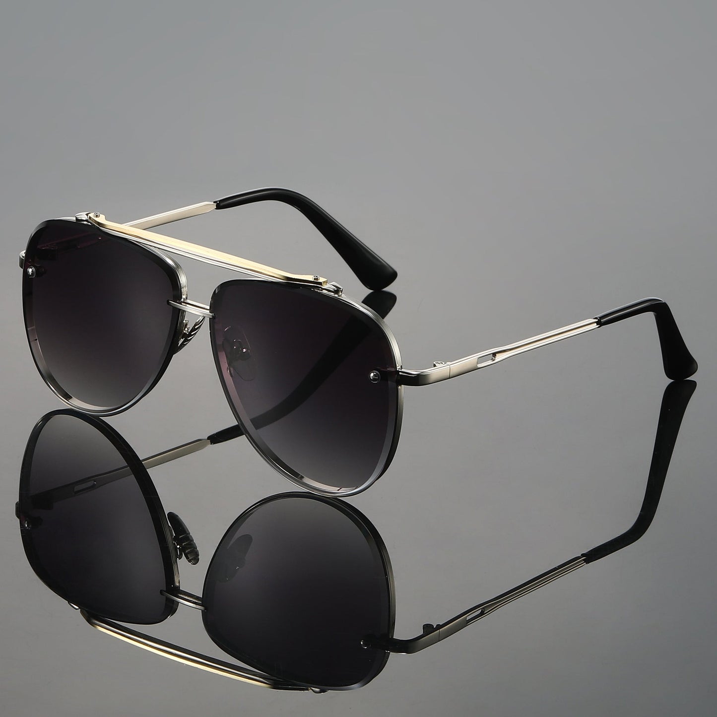 Bold dual-tone aviator sunglasses for men | Evander -3