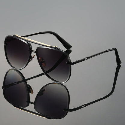 Bold dual-tone aviator sunglasses for men | Evander -6