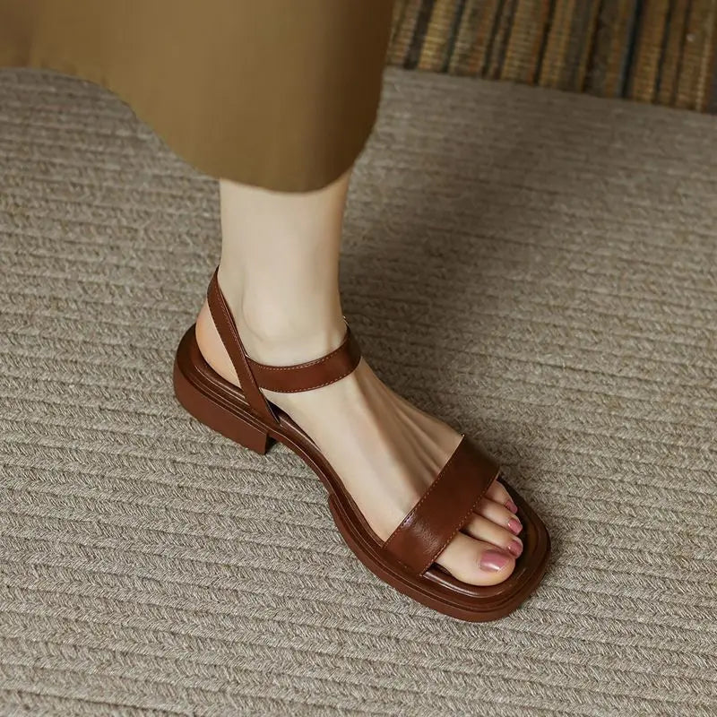 Simple Everyday elegance sandals with adjustable straps for women | Hester