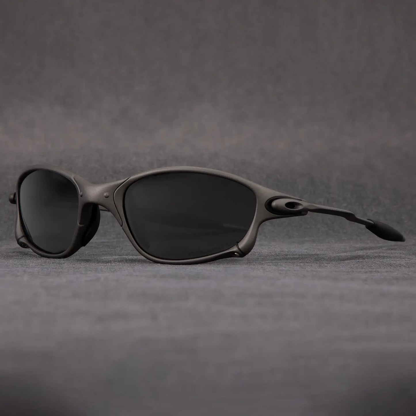 Lightweight polarised UV400 sport sunglasses for men | Spectre -7